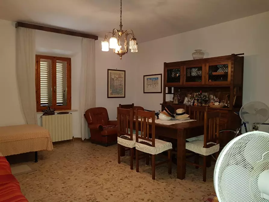 Immagine 3 di Porzione di casa in vendita  a Campiglia Marittima