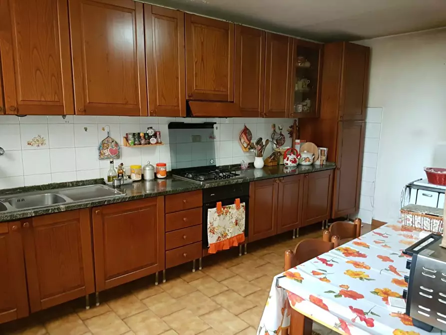 Immagine 6 di Porzione di casa in vendita  a Larciano