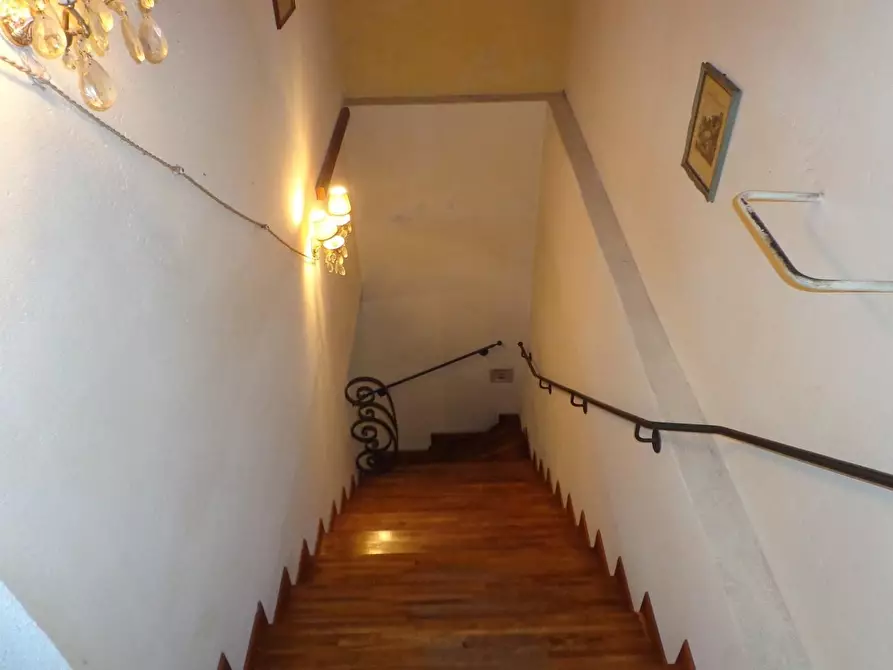 Immagine 38 di Villa in vendita  a San Giuliano Terme