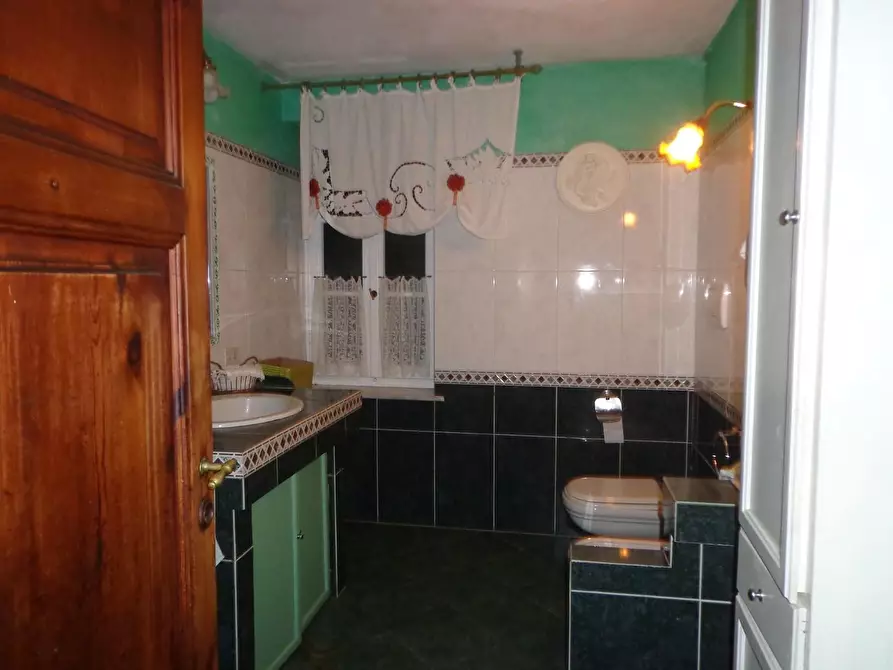 Immagine 42 di Villa in vendita  a San Giuliano Terme