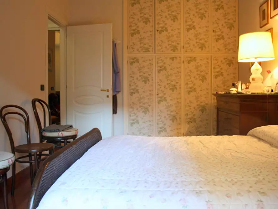 Immagine 10 di Appartamento in vendita  a Viareggio