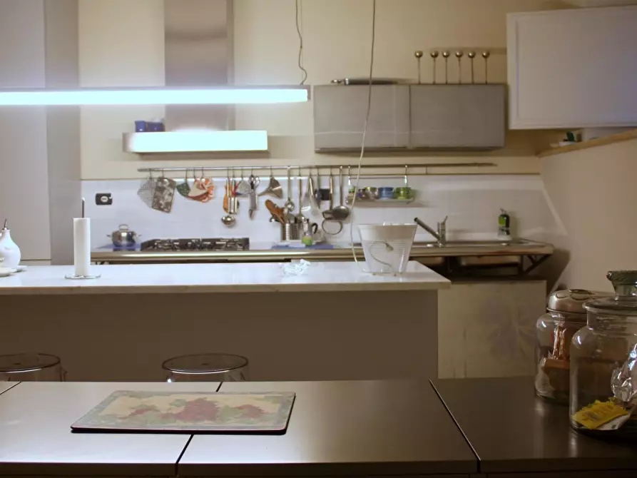 Immagine 19 di Appartamento in vendita  a Viareggio