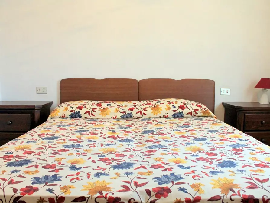 Immagine 11 di Villa in vendita  a Pietrasanta