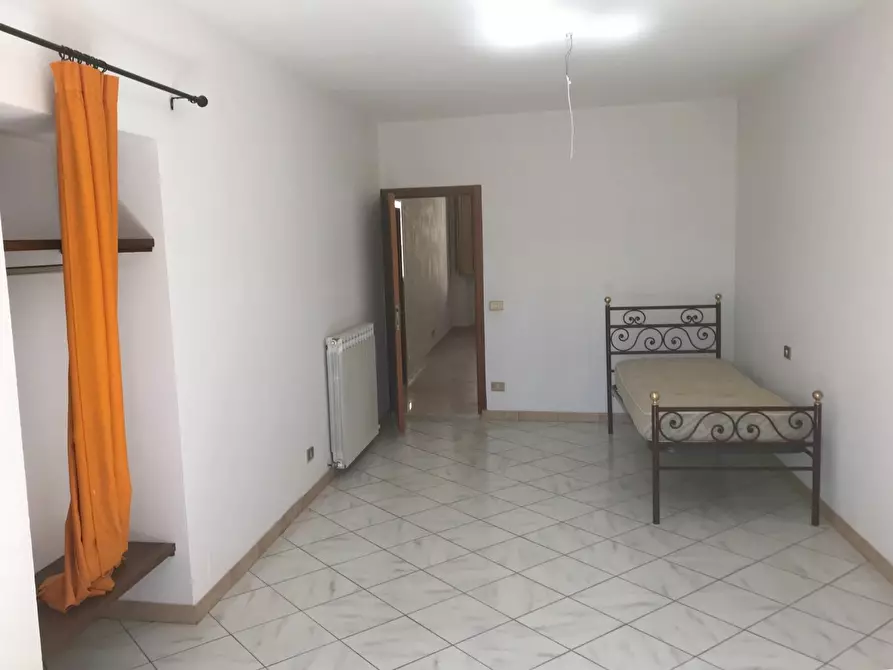 Immagine 4 di Appartamento in vendita  a Asciano