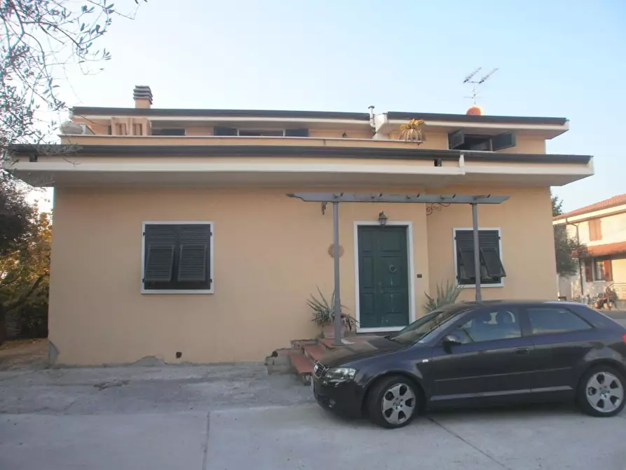 Immagine 23 di Casa indipendente in vendita  a Carrara
