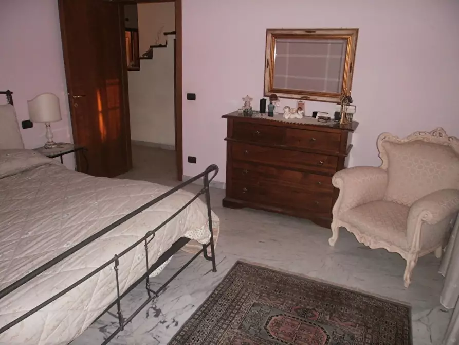 Immagine 38 di Casa indipendente in vendita  a Carrara