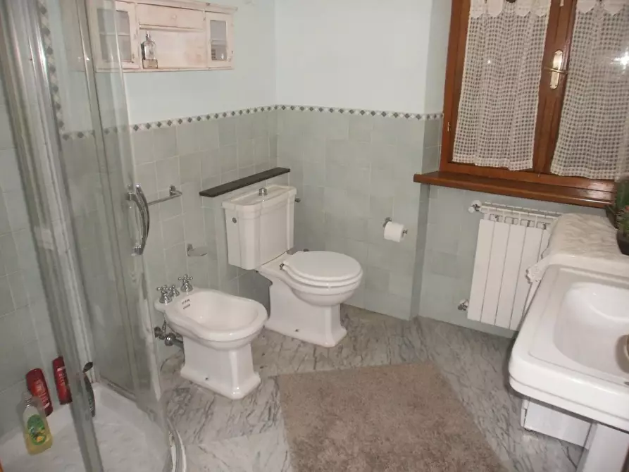 Immagine 44 di Casa indipendente in vendita  a Carrara