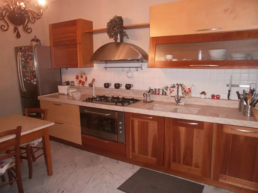 Immagine 32 di Casa indipendente in vendita  a Carrara