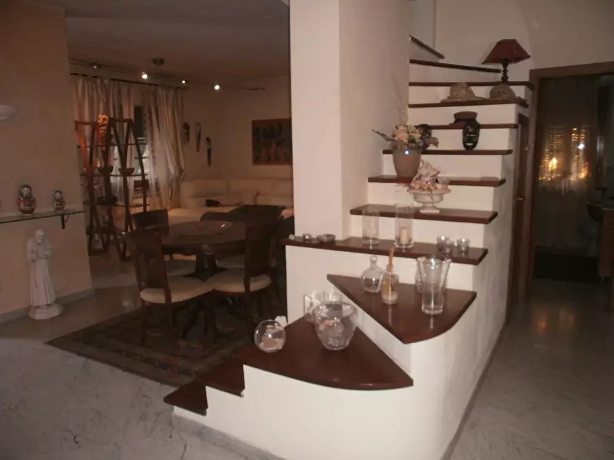 Immagine 27 di Casa indipendente in vendita  a Carrara