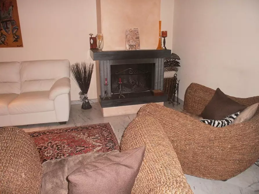 Immagine 34 di Casa indipendente in vendita  a Carrara