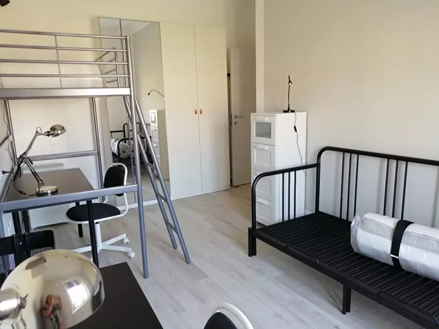 Immagine 8 di Appartamento in affitto  a Pisa