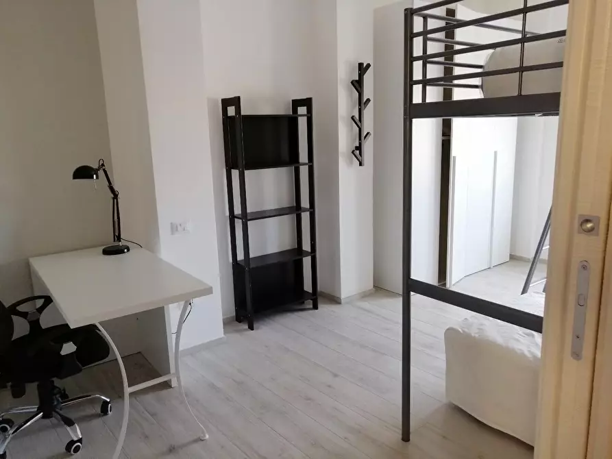 Immagine 6 di Appartamento in affitto  a Pisa