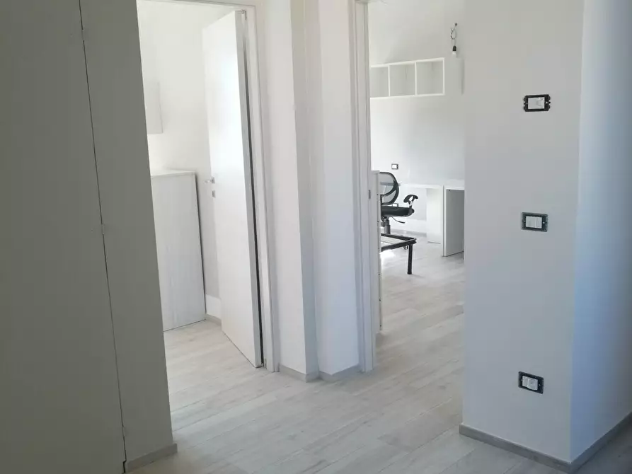 Immagine 13 di Appartamento in affitto  a Pisa