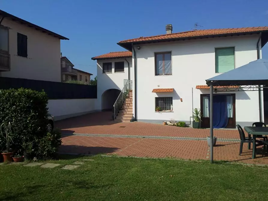 Immagine 4 di Casa indipendente in vendita  a Montopoli In Val D'arno