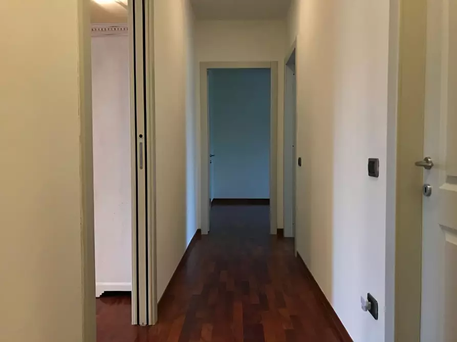 Immagine 12 di Appartamento in vendita  a Empoli