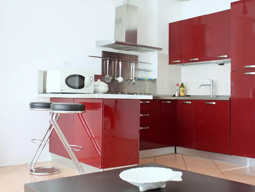 Immagine 2 di Appartamento in affitto  a Pietrasanta