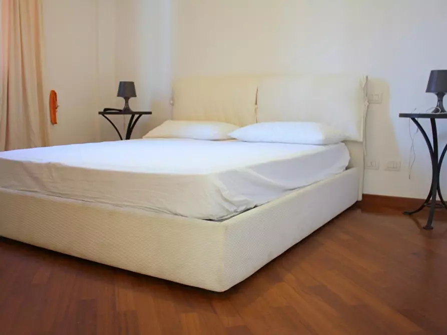 Immagine 8 di Appartamento in affitto  a Pietrasanta