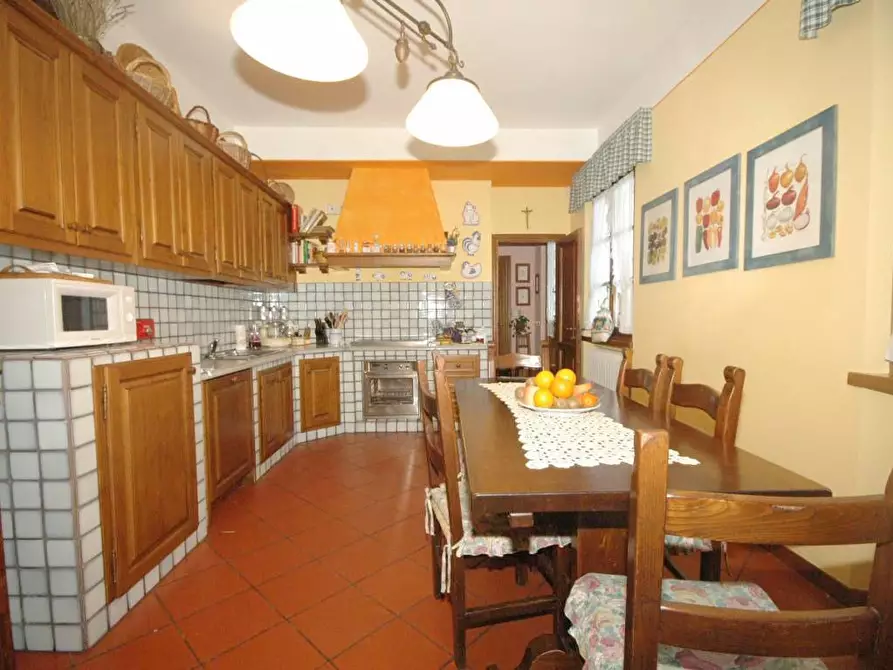 Immagine 3 di Villa in vendita  a Porcari