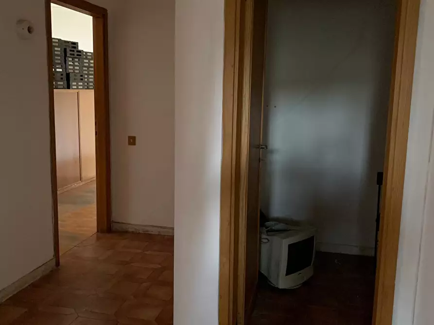 Immagine 16 di Appartamento in vendita  a Pisa