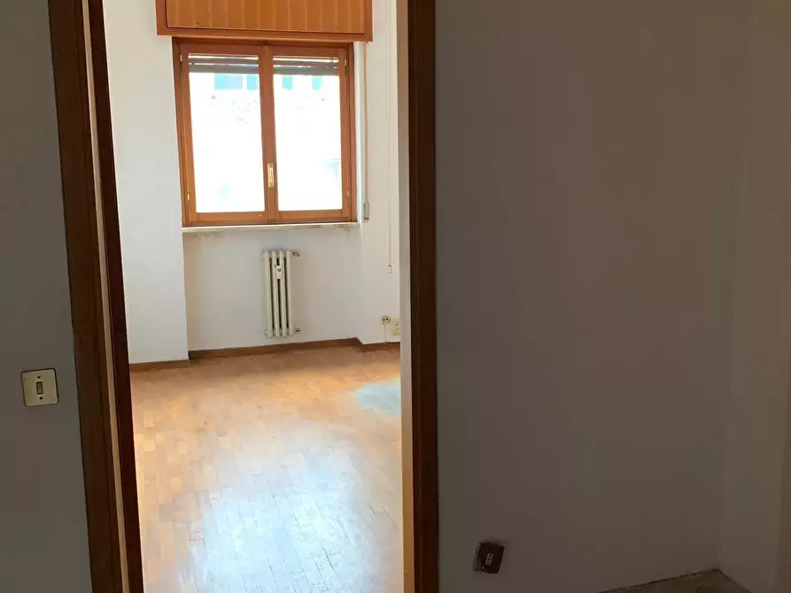 Immagine 15 di Appartamento in vendita  a Pisa