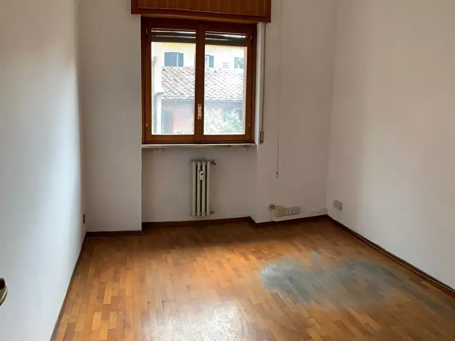 Immagine 17 di Appartamento in vendita  a Pisa