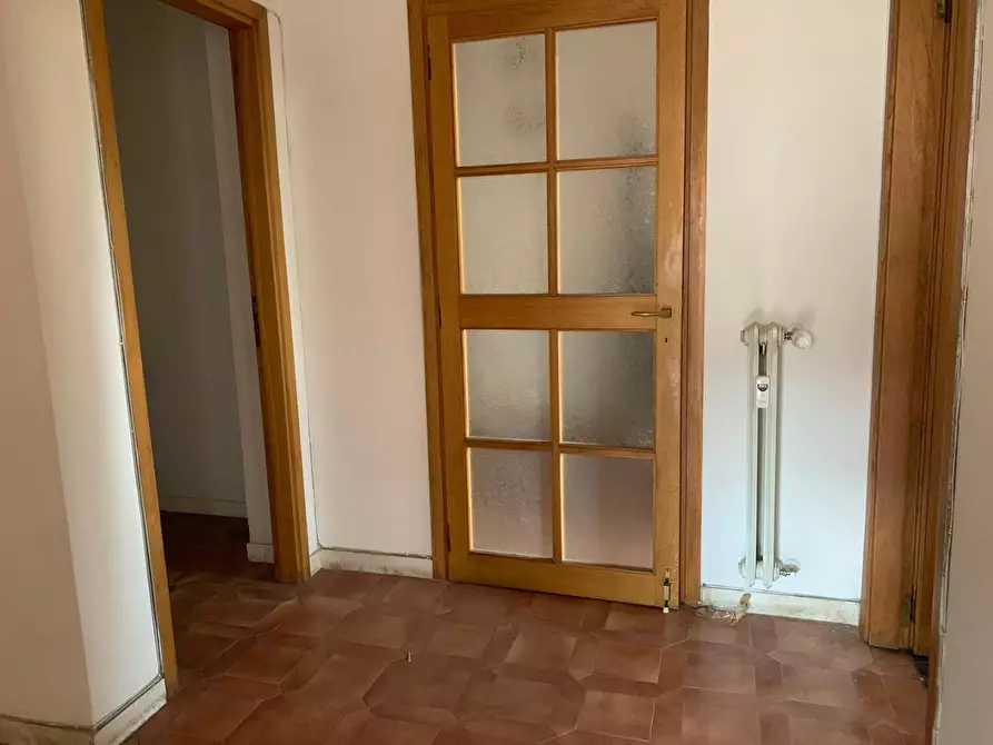 Immagine 29 di Appartamento in vendita  a Pisa