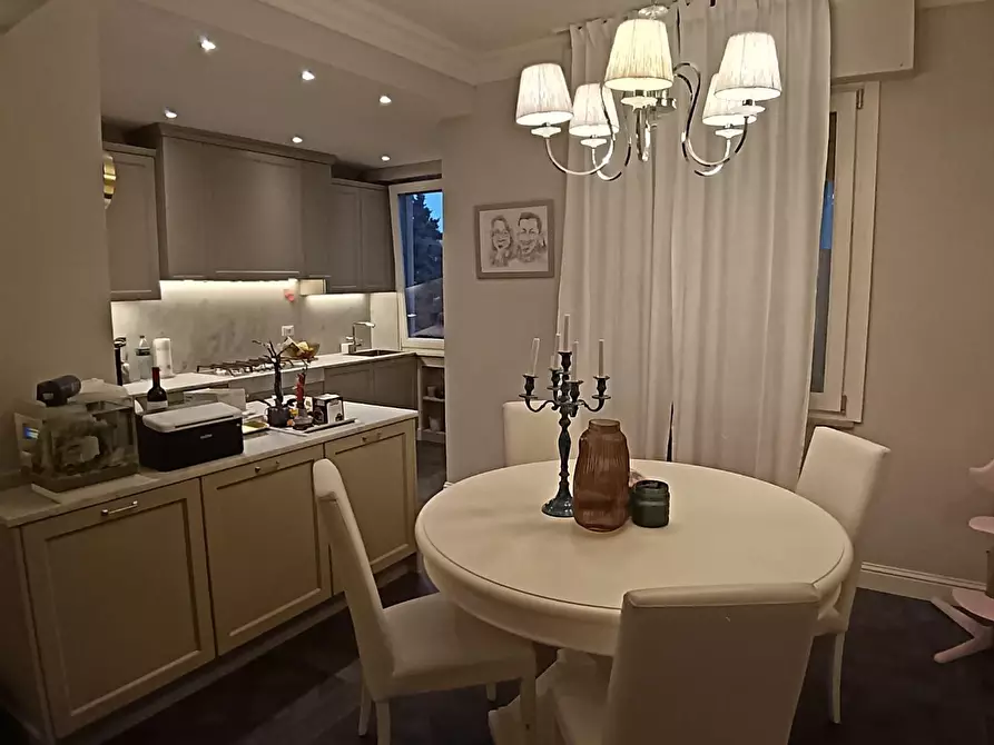 Immagine 18 di Appartamento in vendita  a Empoli