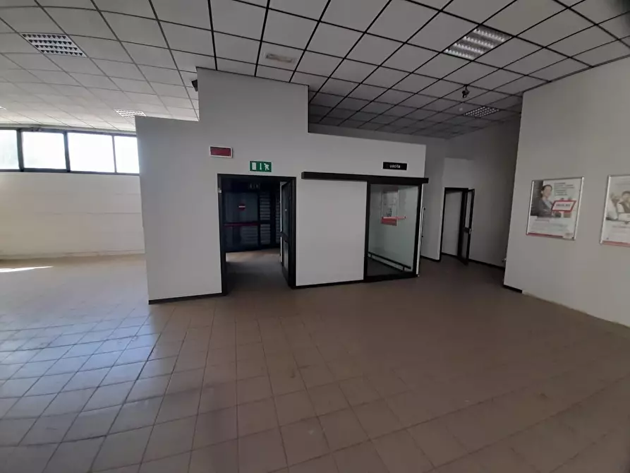 Immagine 9 di Capannone industriale in vendita  a Calcinaia