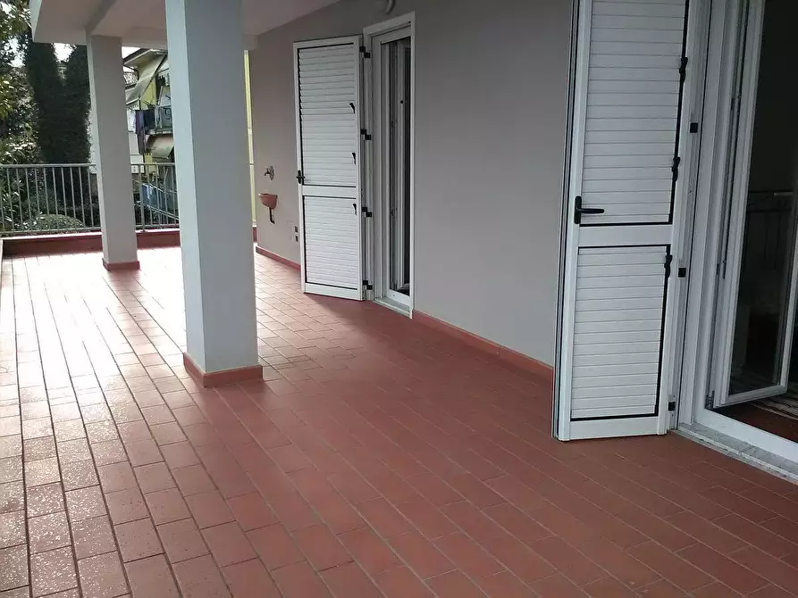 Immagine 16 di Appartamento in affitto  a Viareggio