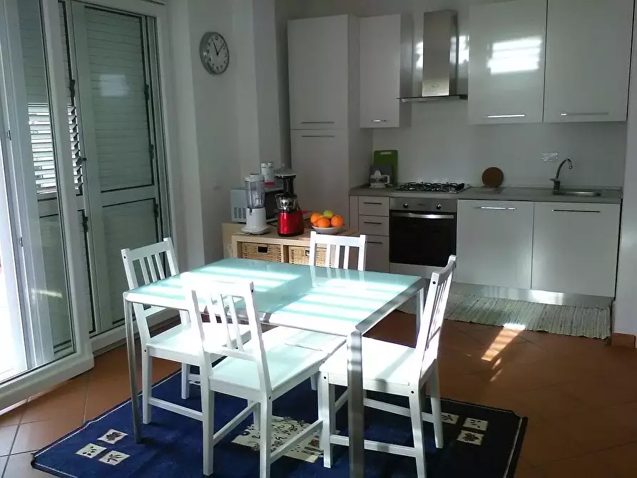 Immagine 4 di Appartamento in affitto  a Viareggio