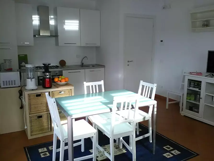 Immagine 5 di Appartamento in affitto  a Viareggio