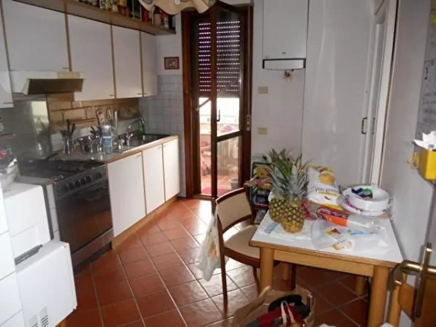 Immagine 8 di Appartamento in affitto  a Pisa
