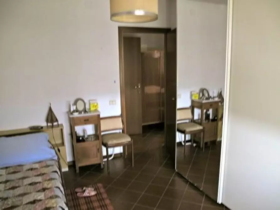 Immagine 2 di Appartamento in affitto  a Pisa