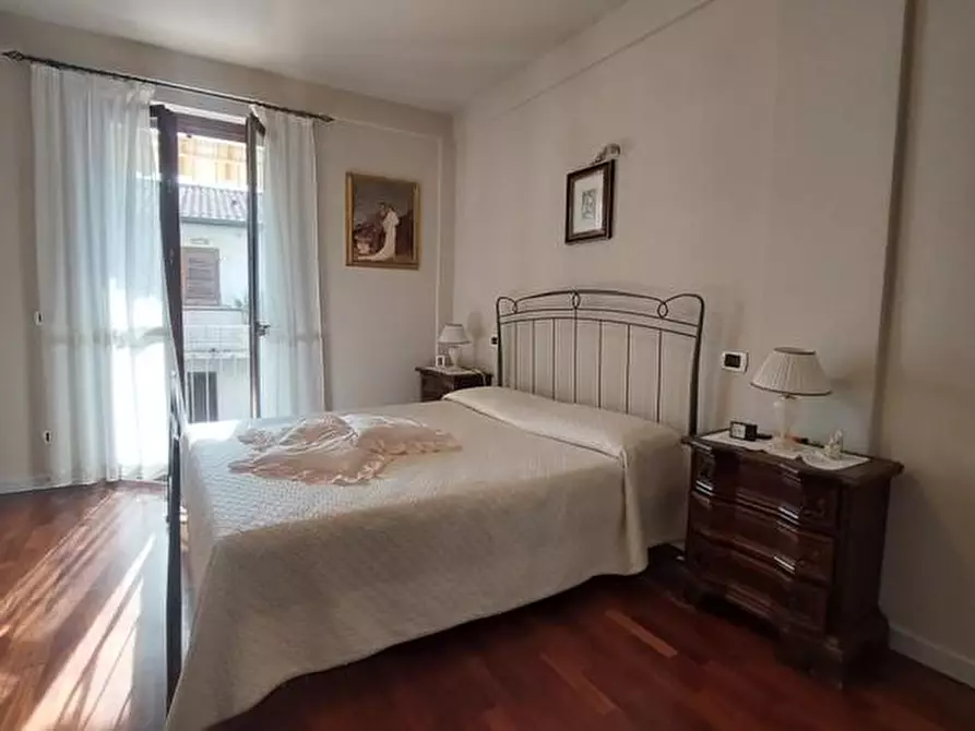 Immagine 21 di Villetta a schiera in vendita  a Massa