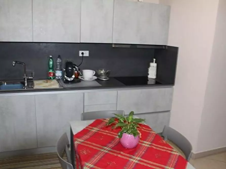 Immagine 11 di Villetta a schiera in vendita  a Massa