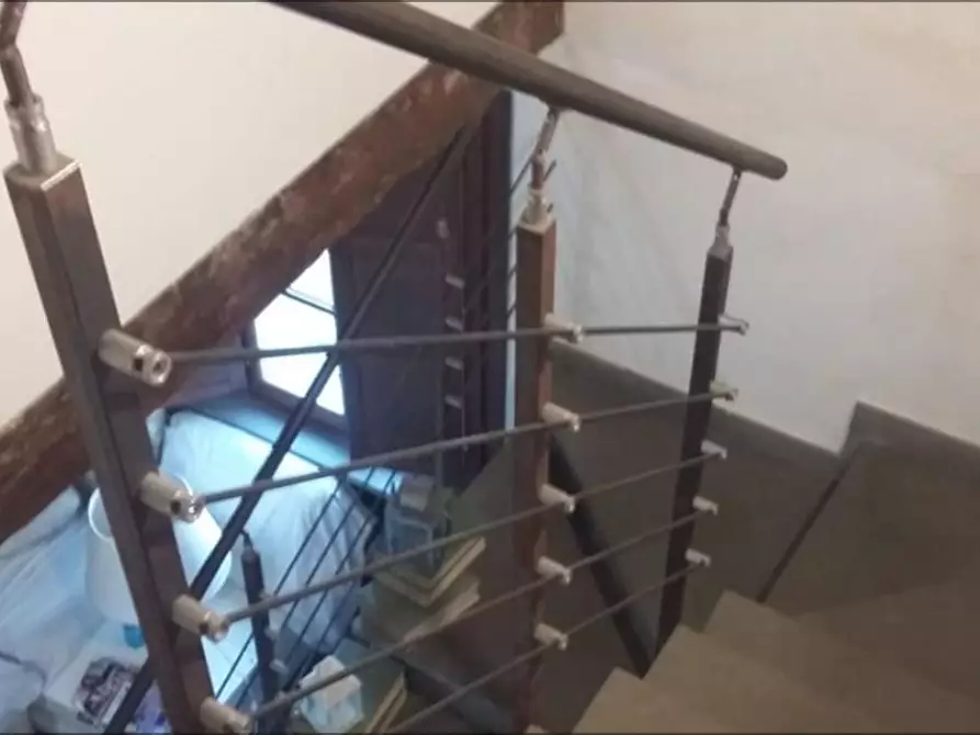 Immagine 14 di Appartamento in vendita  a Vicopisano