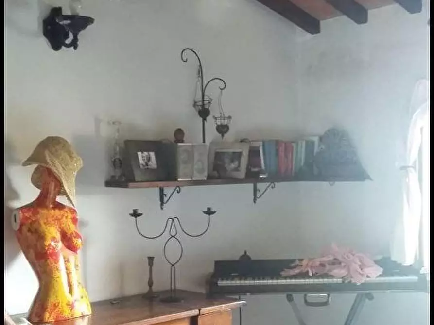 Immagine 7 di Appartamento in vendita  a Vicopisano