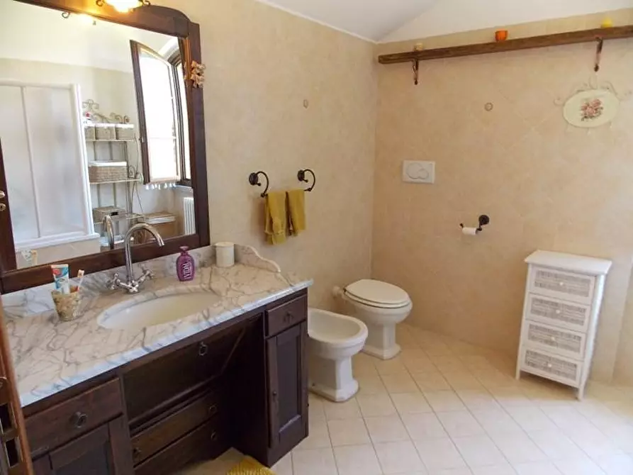 Immagine 16 di Casa bifamiliare in vendita  a Rosignano Marittimo