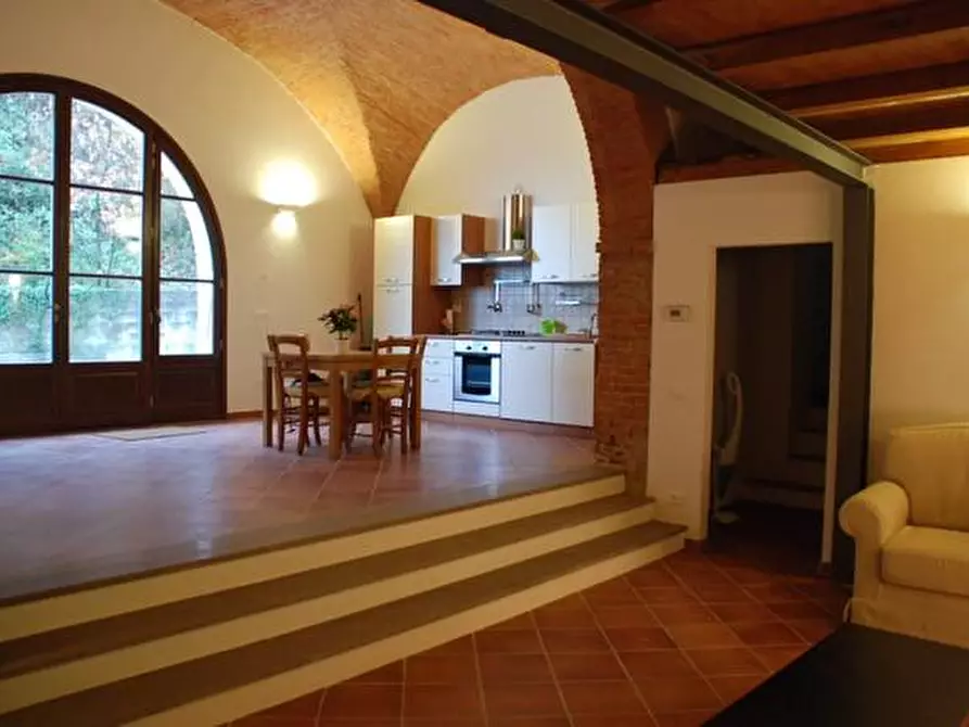Immagine 1 di Appartamento in affitto  a Calcinaia