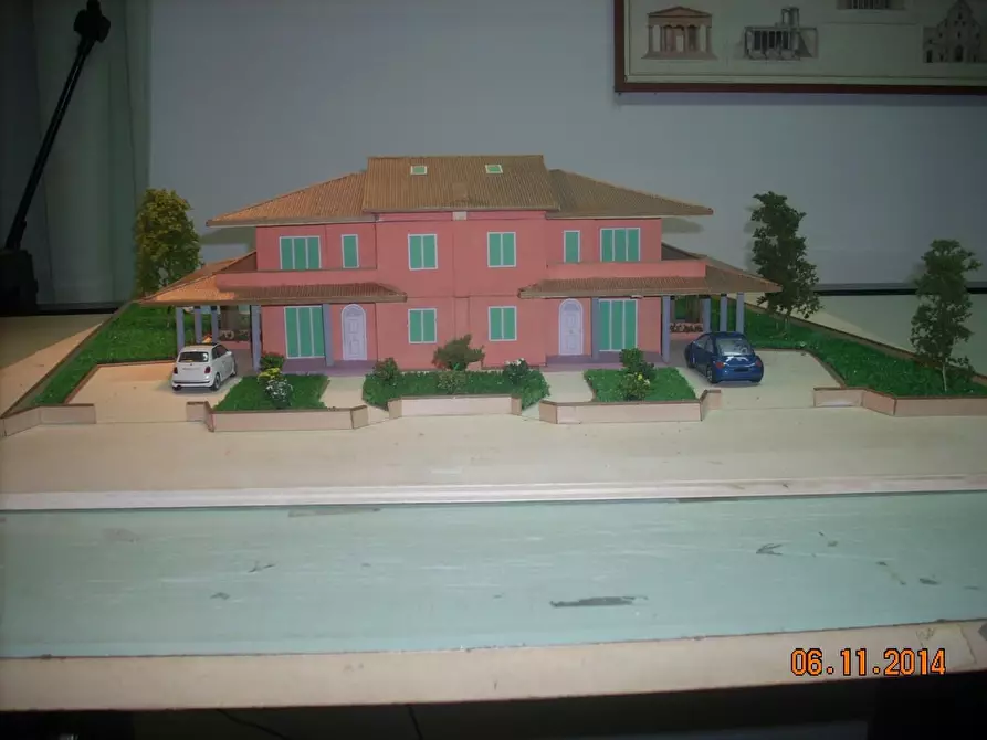 Immagine 4 di Terreno residenziale in vendita  a Pontedera