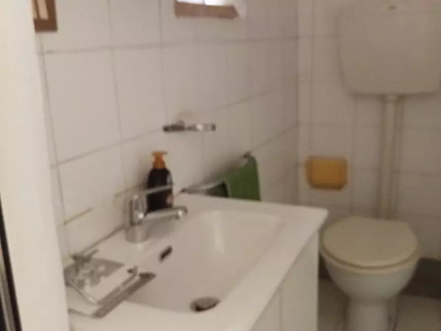 Immagine 4 di Appartamento in affitto  a Pisa