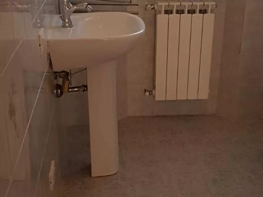 Immagine 8 di Villa in vendita  a San Giuliano Terme