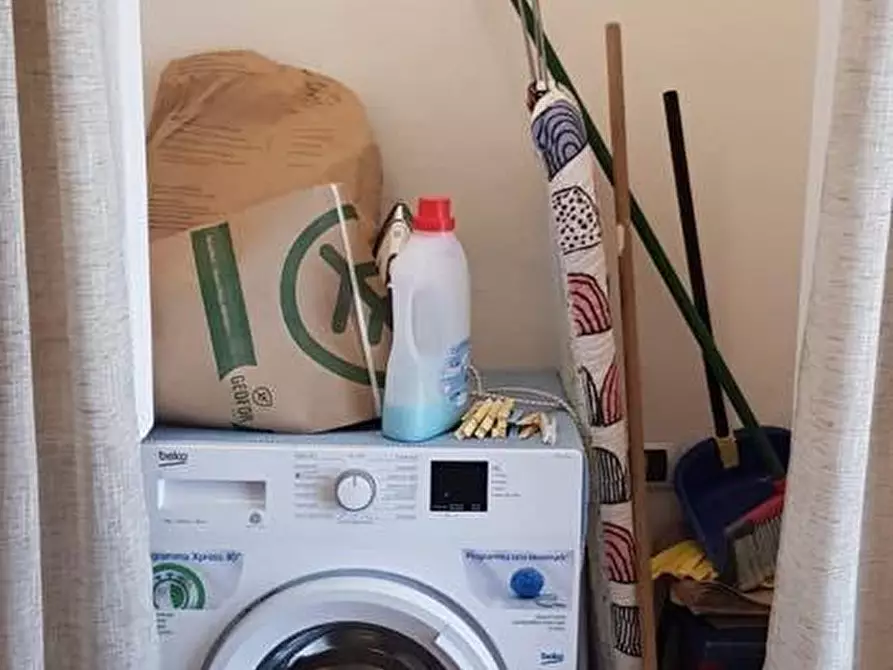 Immagine 7 di Villa in vendita  a San Giuliano Terme