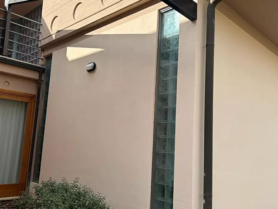 Immagine 7 di Villa in vendita  a Castelfranco Di Sotto