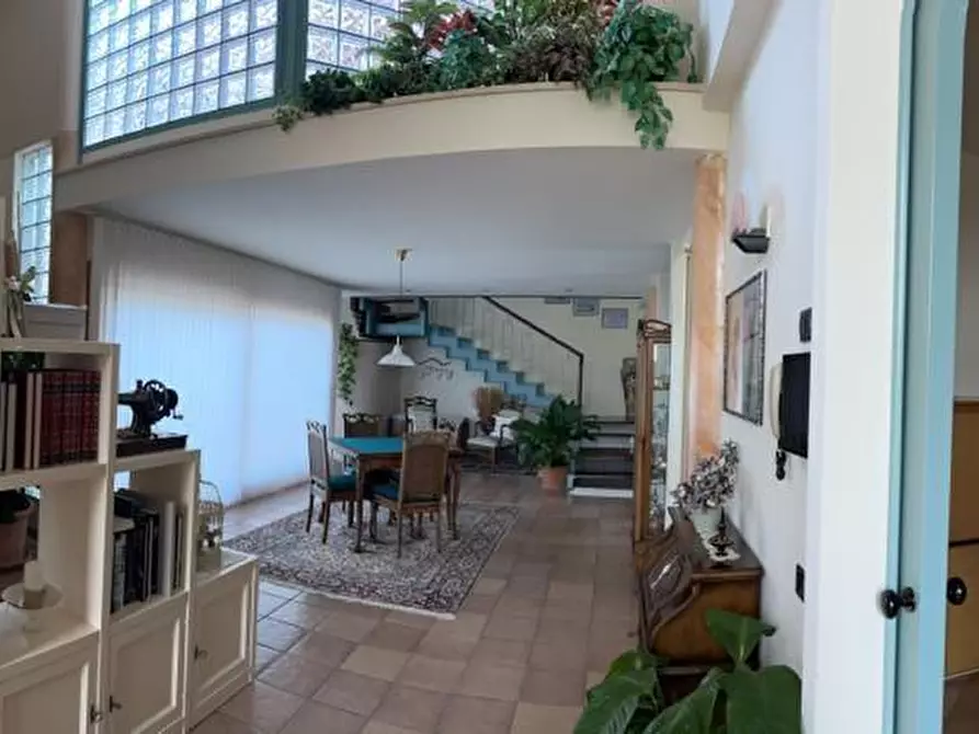 Immagine 12 di Villa in vendita  a Castelfranco Di Sotto