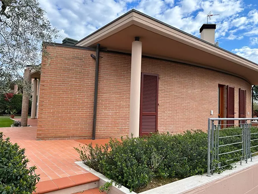 Immagine 4 di Villa in vendita  a Castelfranco Di Sotto