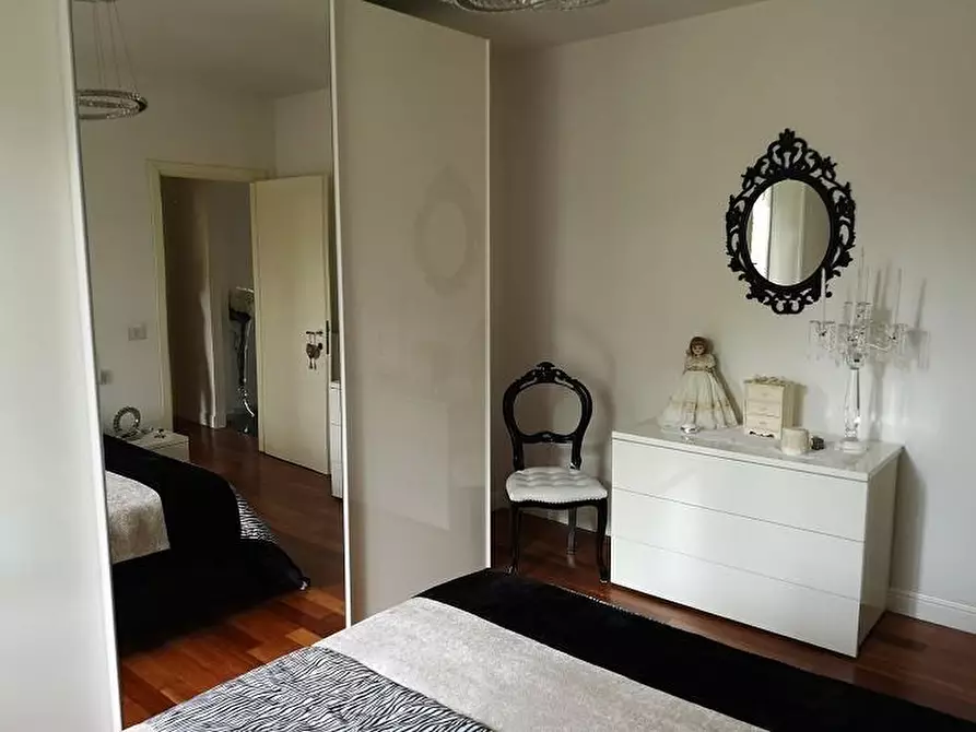 Immagine 6 di Appartamento in vendita  a Santa Maria A Monte