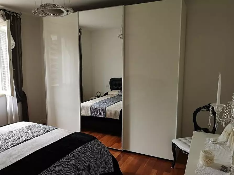 Immagine 5 di Appartamento in vendita  a Santa Maria A Monte