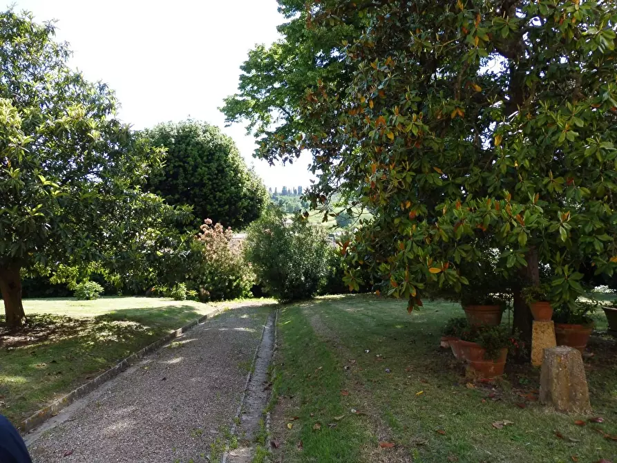 Immagine 17 di Immobile di prestigio in vendita  a Capannoli