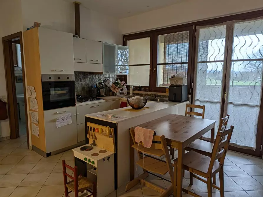 Immagine 2 di Appartamento in affitto  a Colle Di Val D'elsa